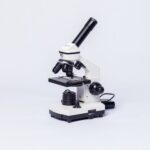 Biological microscope