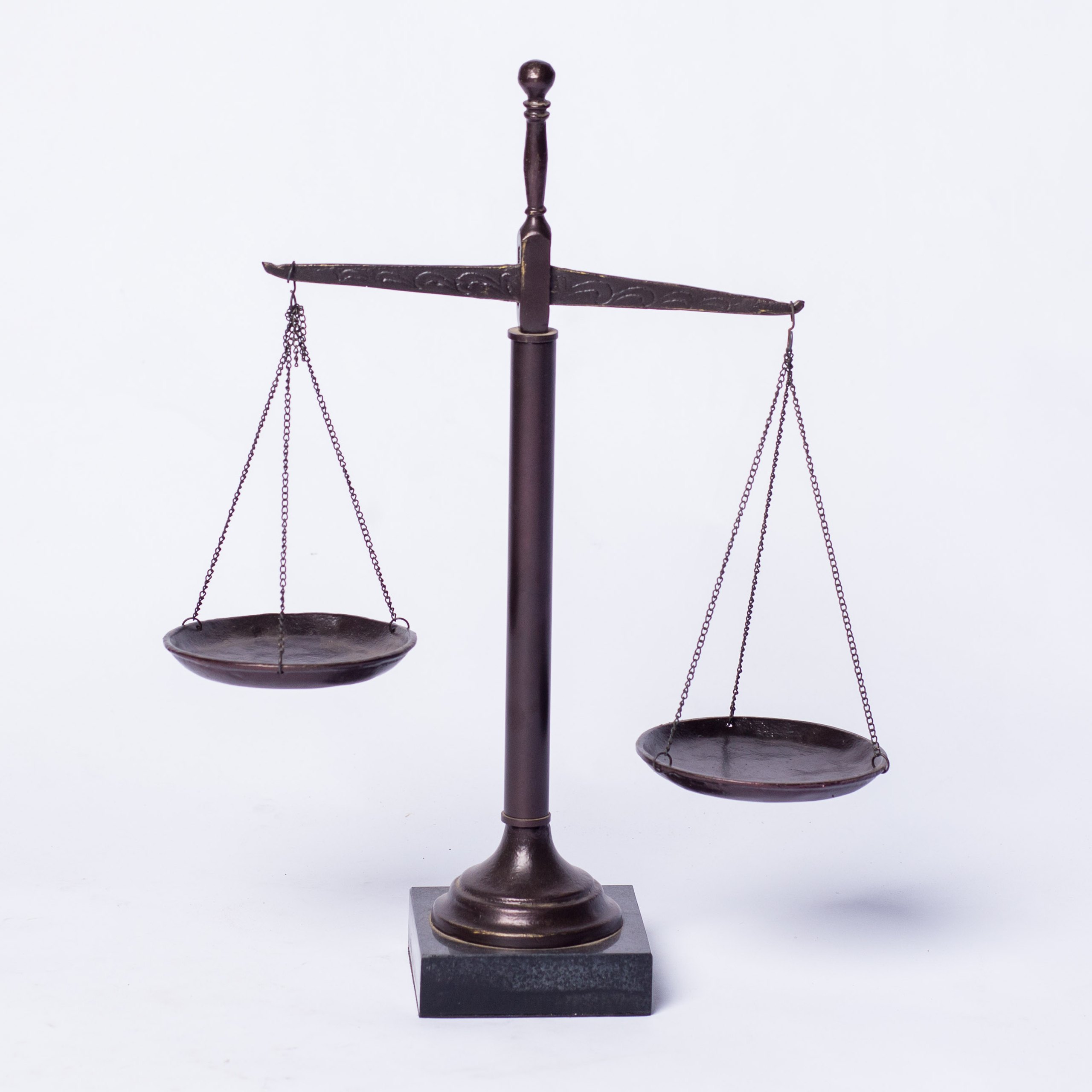 Bronze libra lawyers scale