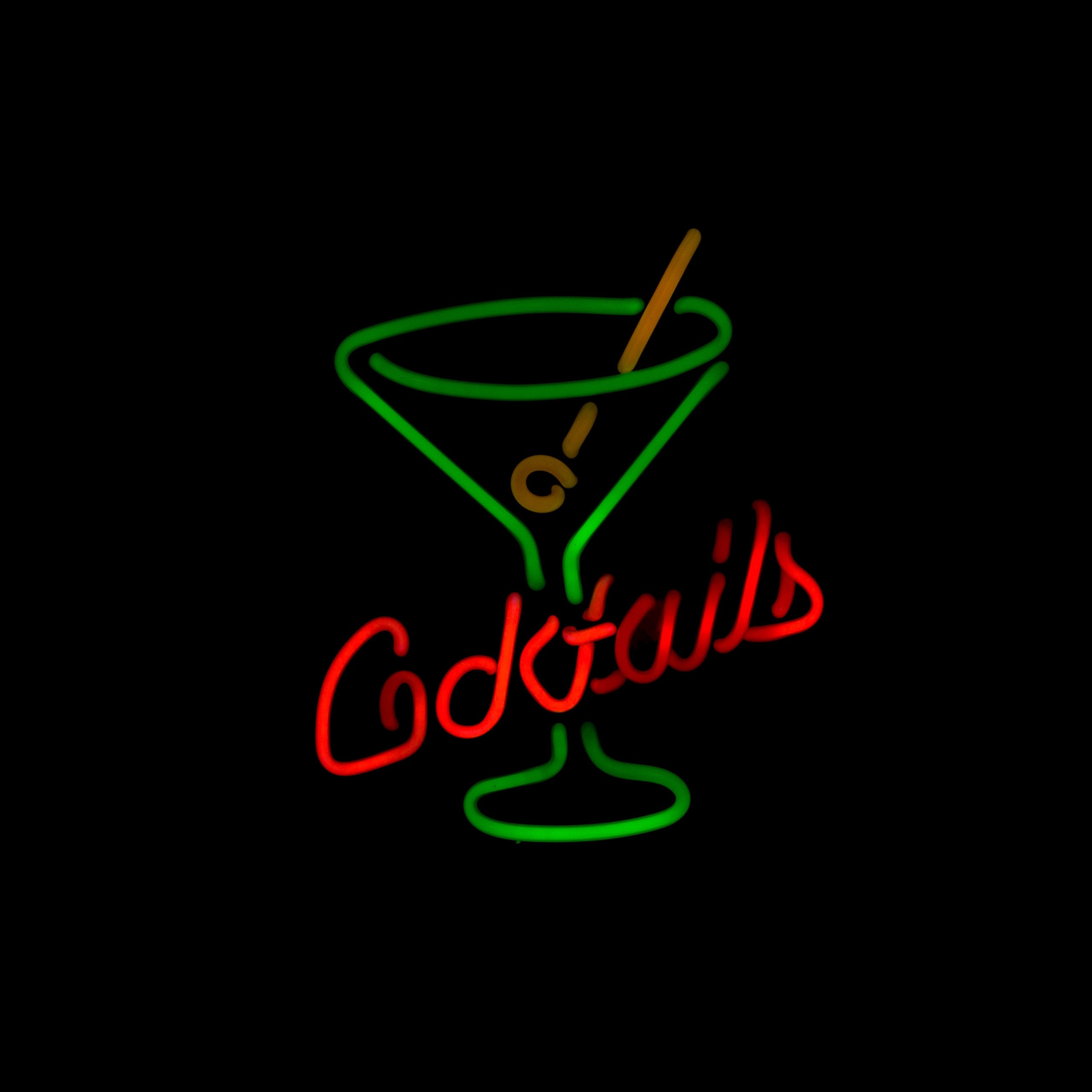 Cocktail glass neon sign
