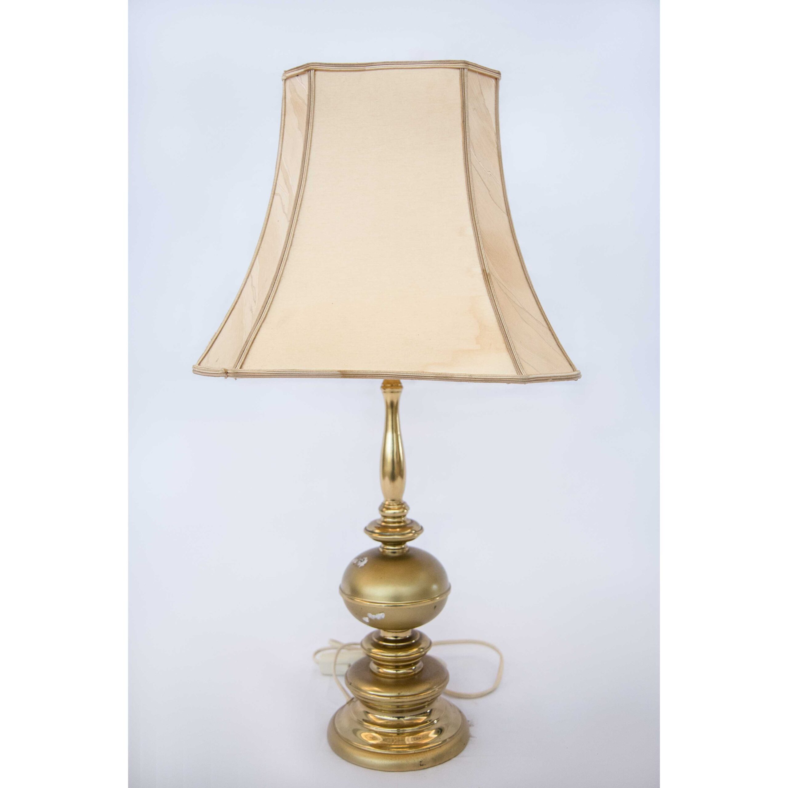 Emlyn gold lamp