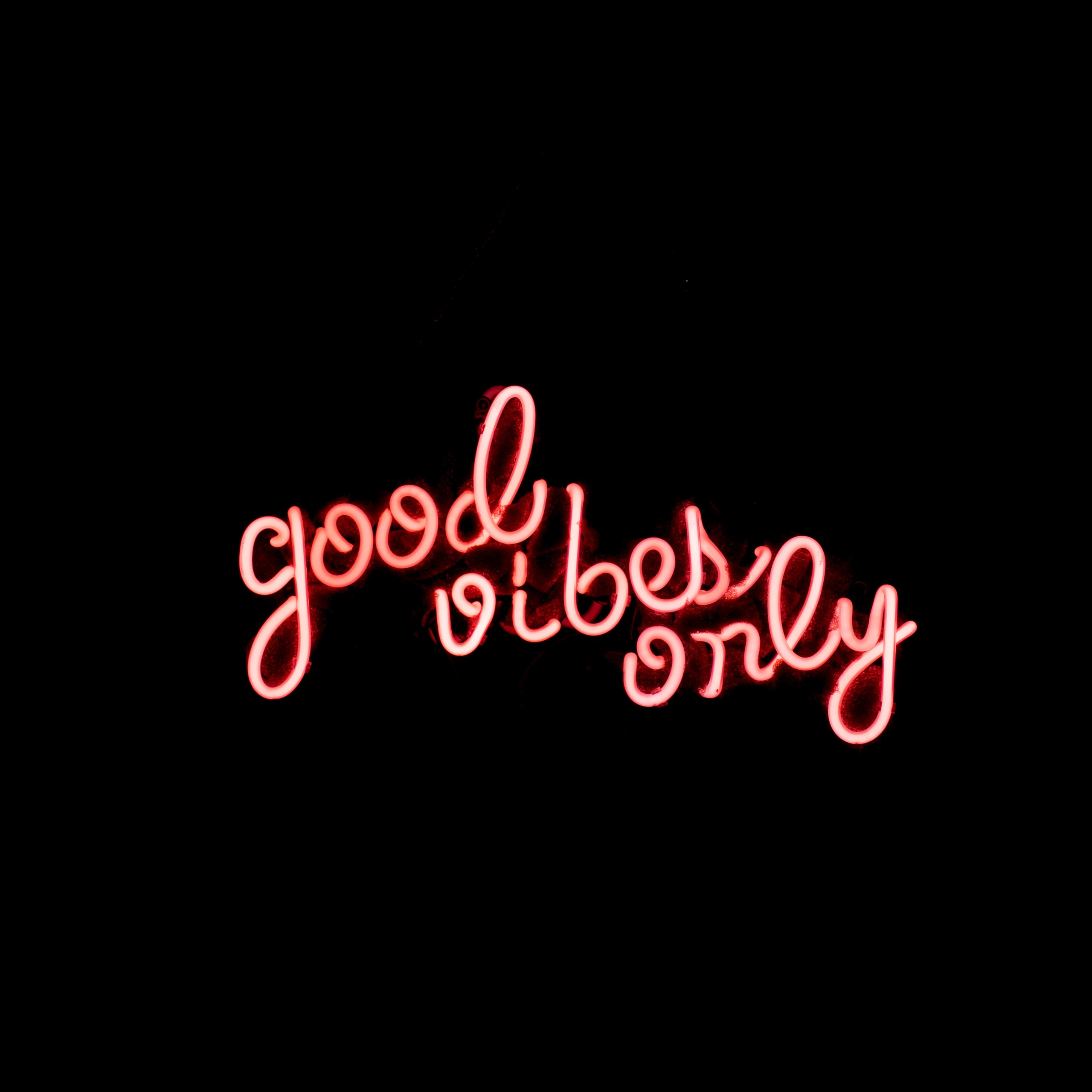 Good vibes only neon light