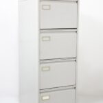 Grey Lockler