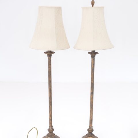 Standing floor lamp