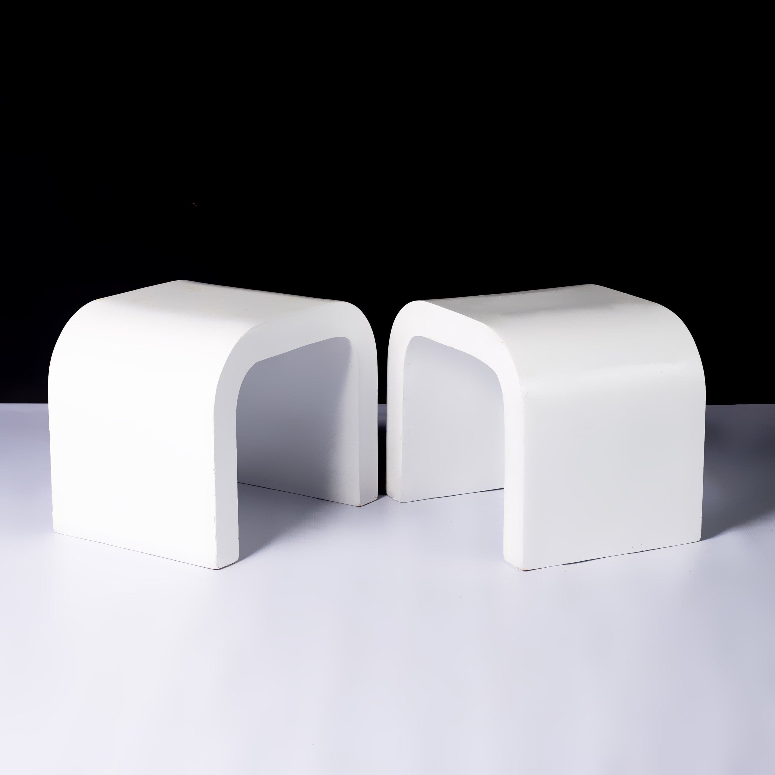 Zespoke curved coffee tables